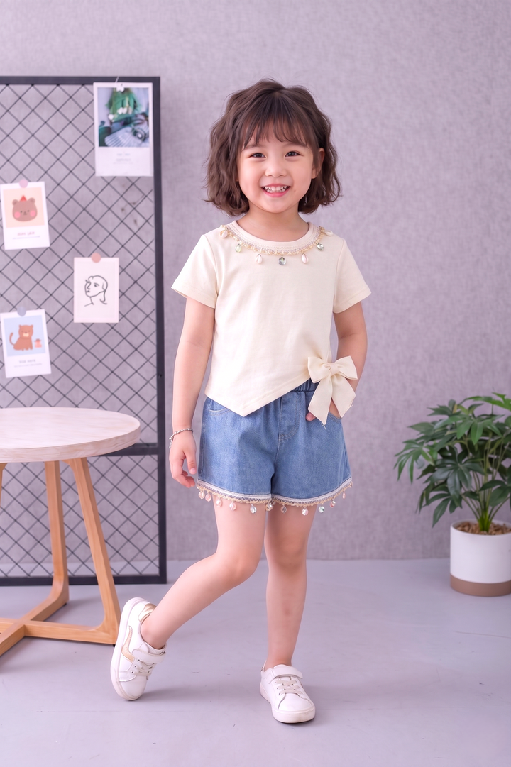 Girls Asymmetric Knotted Top with Shell-Trim Denim Shorts Co-Ord Set [GCS-6492](2-6 Years)