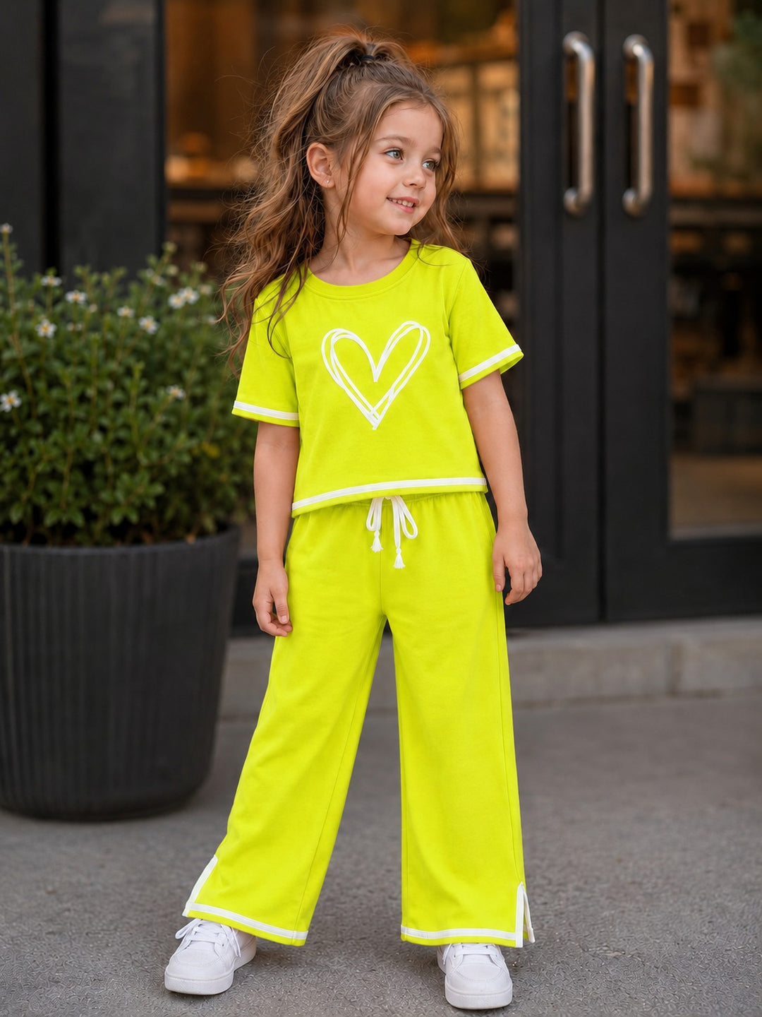 Girls Neon Green Heart Charm Lounge Co-ord Set [2F-5114] (3-12 Years)
