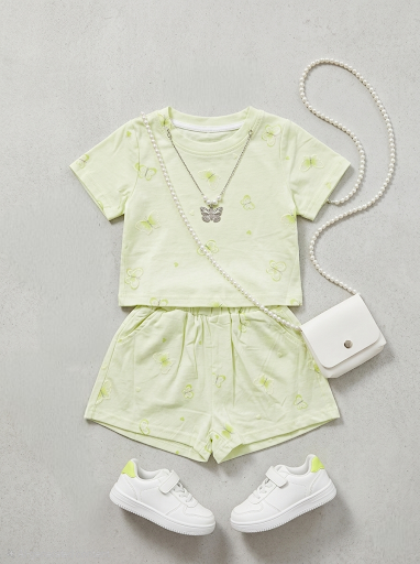 Girls' Green Butterfly Print Top and Shorts Co-Ord Set With Chain n Sling Bag [GCS-4976] (2-7 Years)